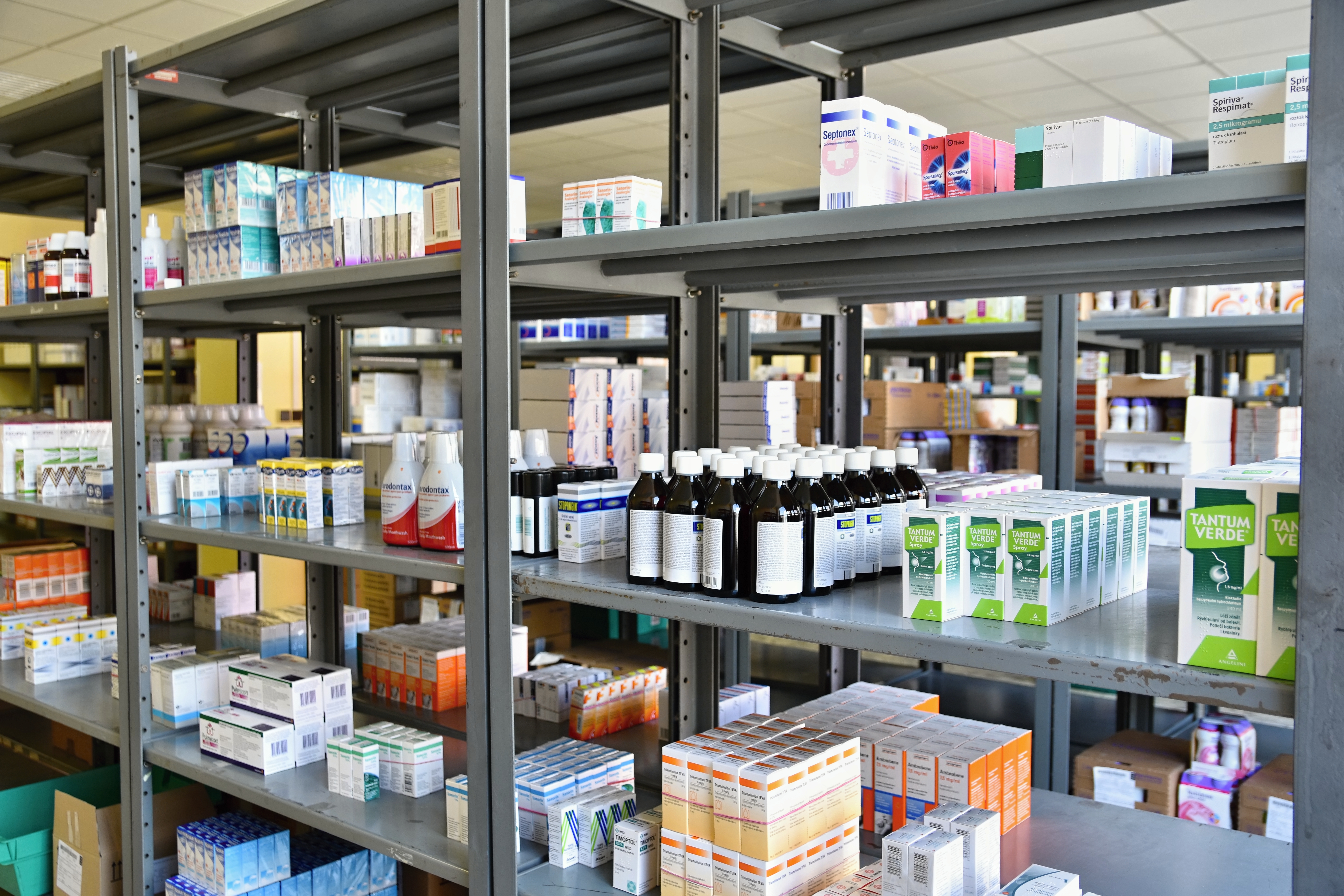 Entrepôt pharmaceutique